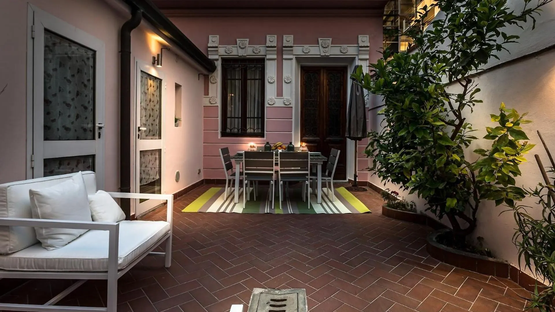 Villa Paola House Close To The Beach In Viareggio Italy